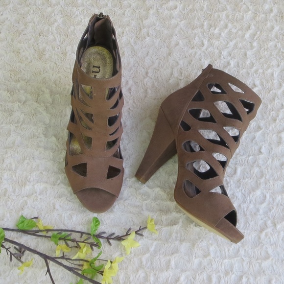 Nicole Miller Shoes - *Nicole Miller*8.5*Faux Suede Cutout heels*